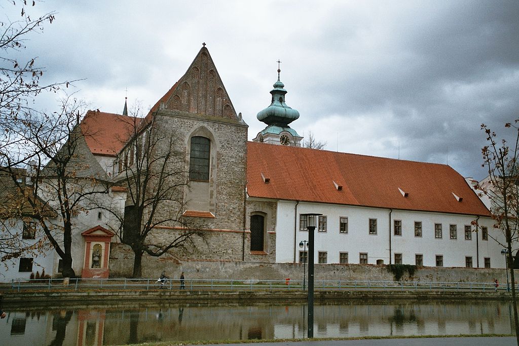 1024px-Presentation_of_Virgin_Mary_Church-České_Budějovice